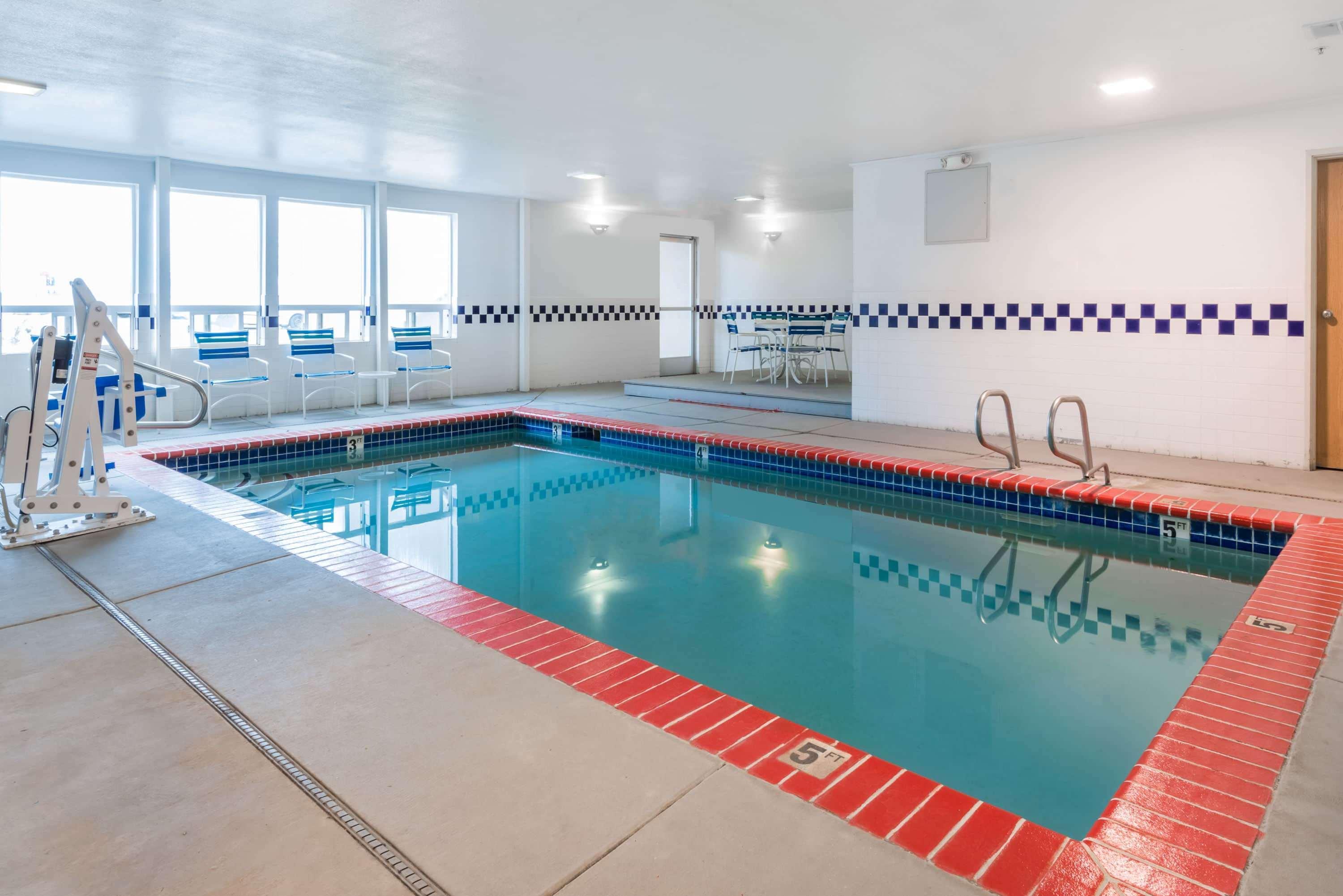 Super 8 By Wyndham Fernley Hotel Екстериор снимка